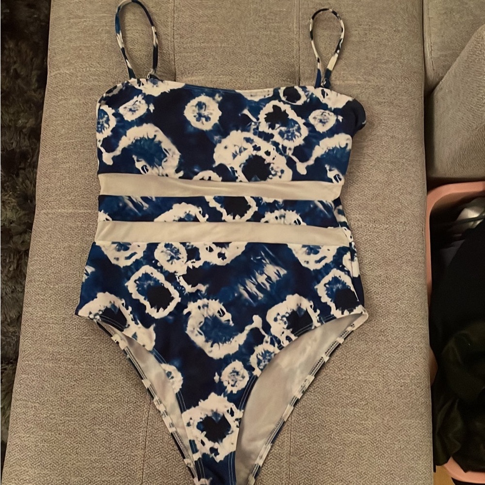 Women’s one piece swimsuit